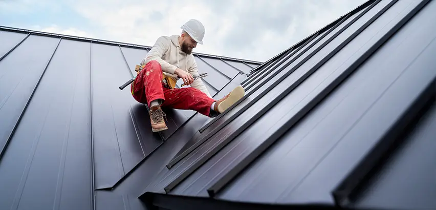 Professional Roof Valley Installation Services in Bremerton, WA